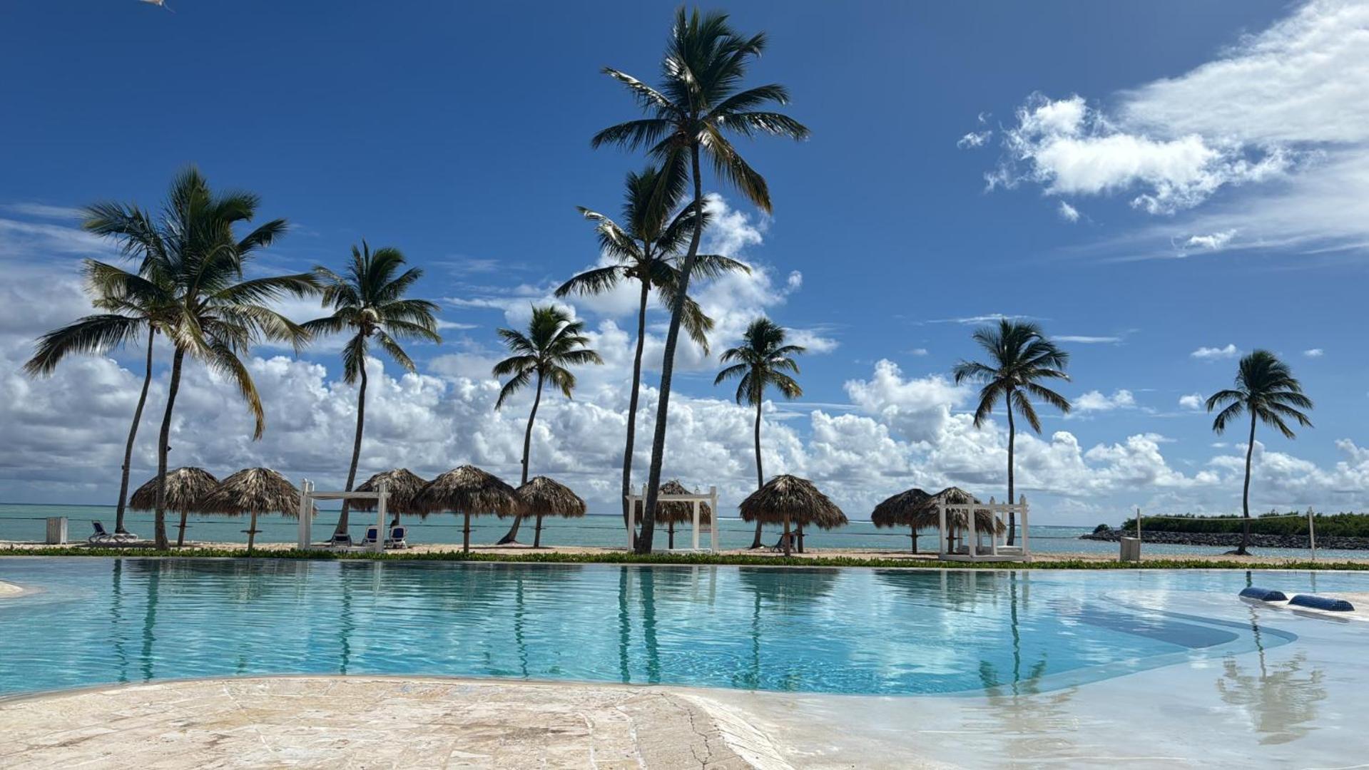 Apartment En La Playa Con Piscina *