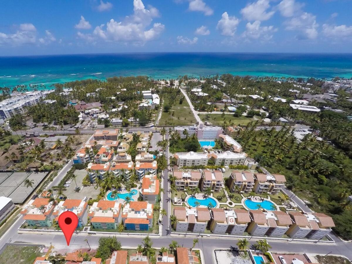Backyard, Pool View, Walk To Beach, Dining, Shops Apartment Punta Cana