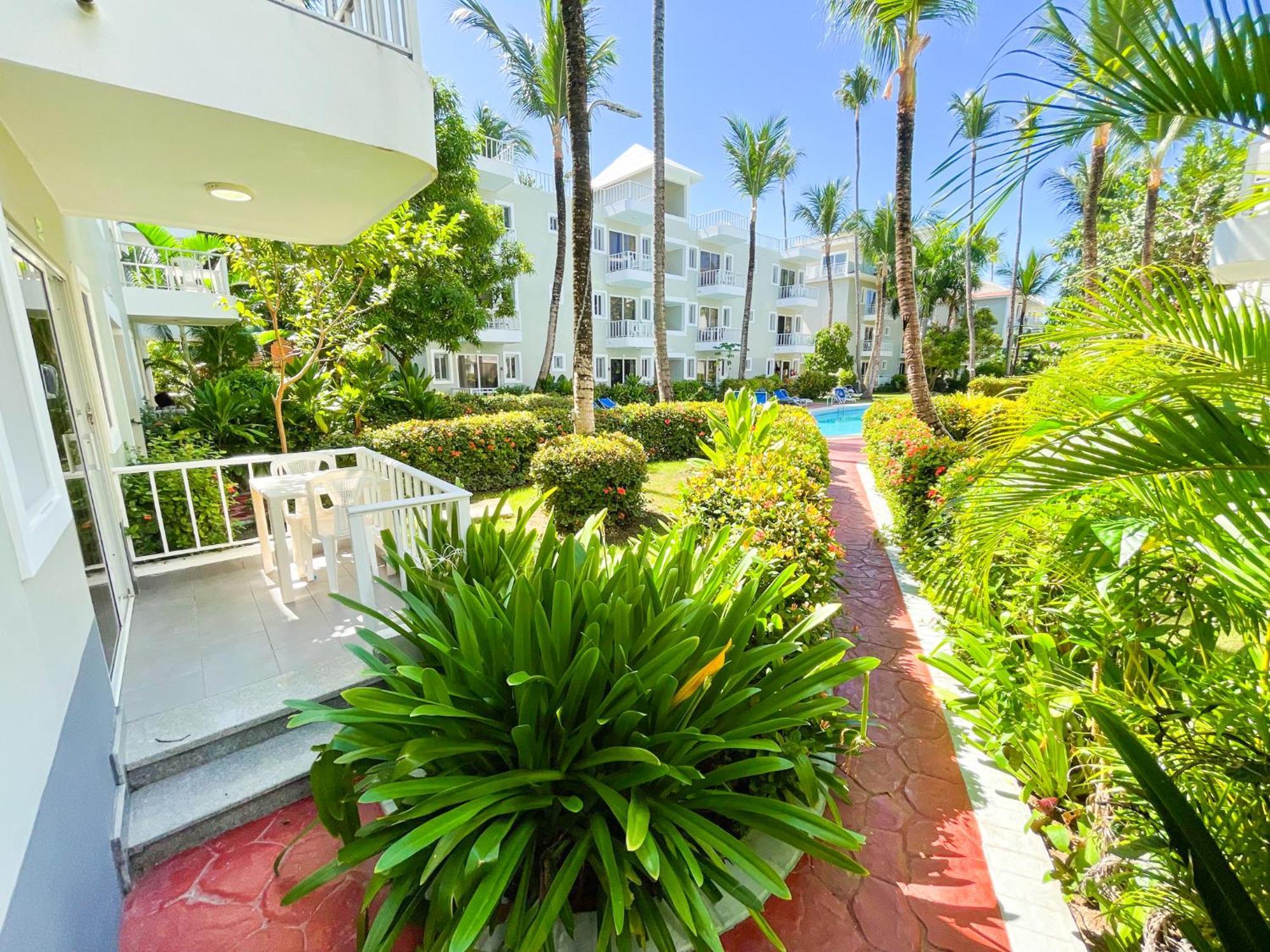 Hotel Los Corales Bavaro Sol Caribe Deluxe Bavaro Beach & Spa 5*