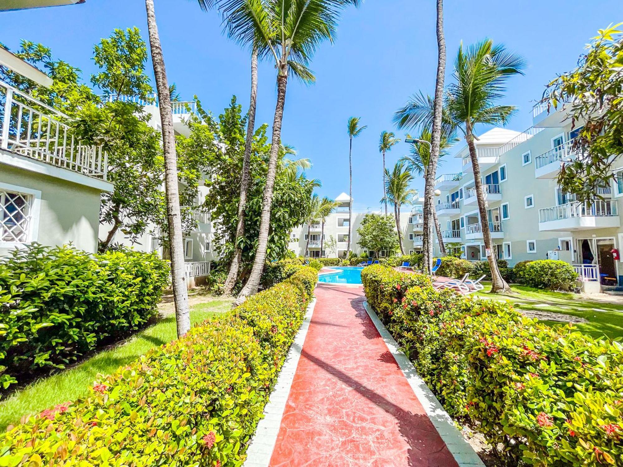 Hotel Los Corales Bavaro Sol Caribe Deluxe Bavaro Beach & Spa 5*