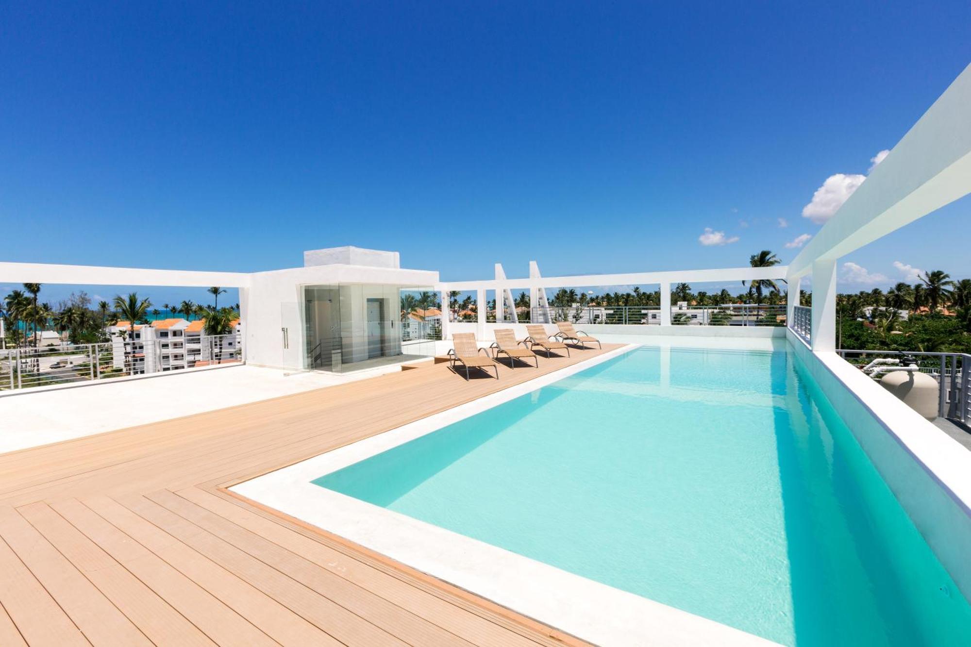 Ducassi Rooftop Pool - Beach Club And Spa 5*