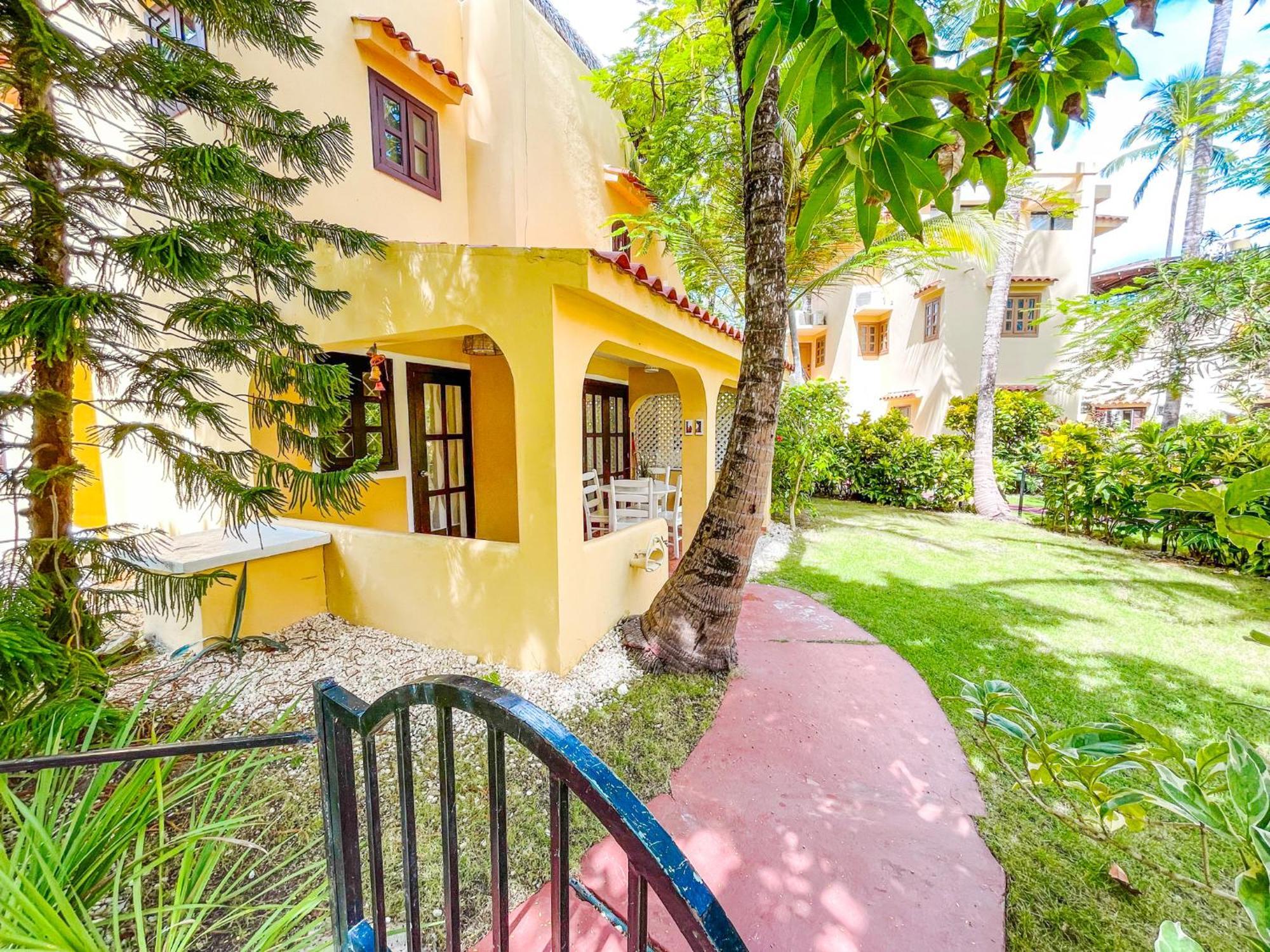 Hotel Caribbean Paradise Ocean Breeze With View Los Corales Bbq Wifi Beach Club & Spa