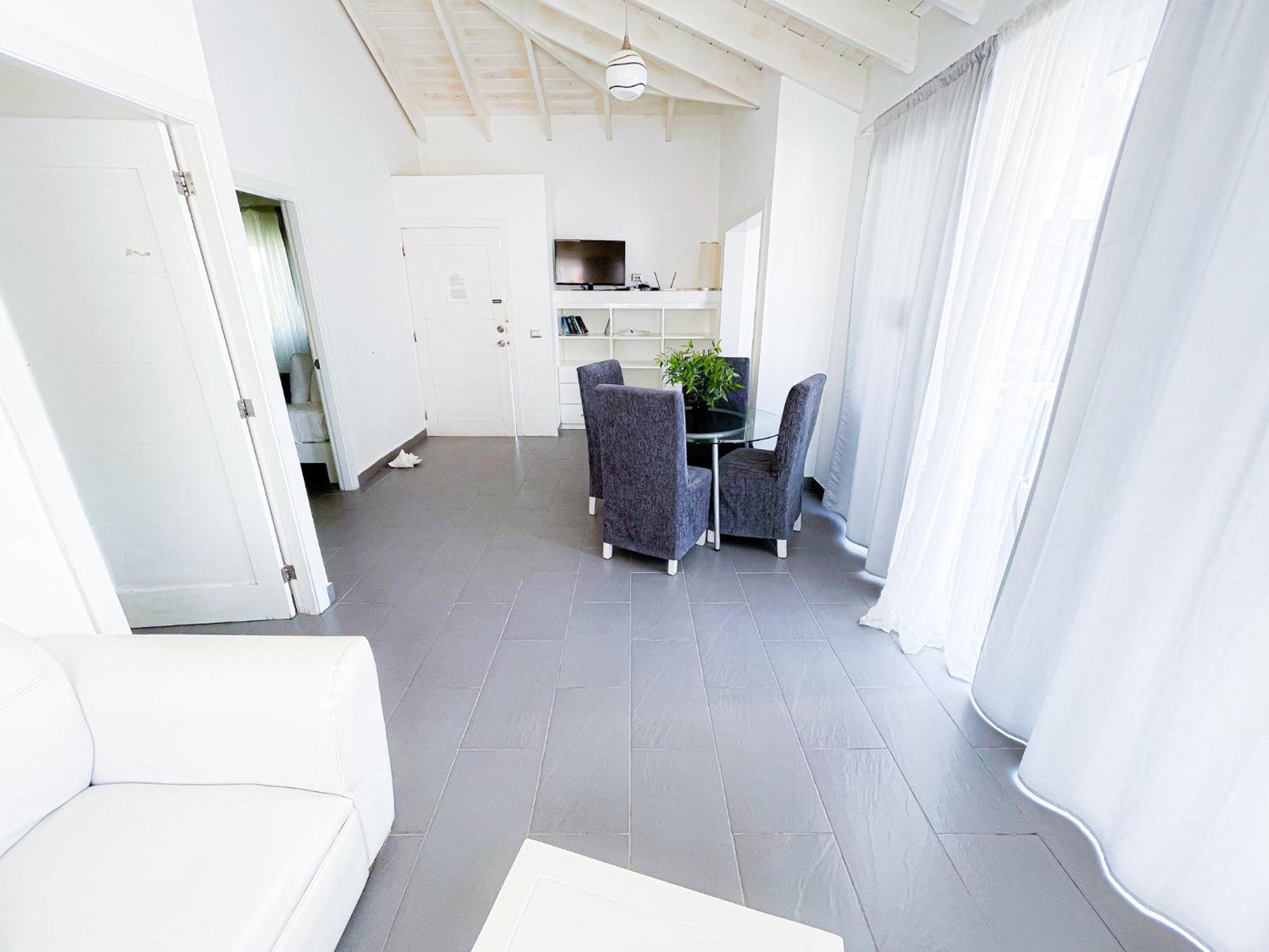 Caribbean Paradise Ocean Breeze With View Los Corales Bbq Wifi Beach Club & Spa Hotel 5*