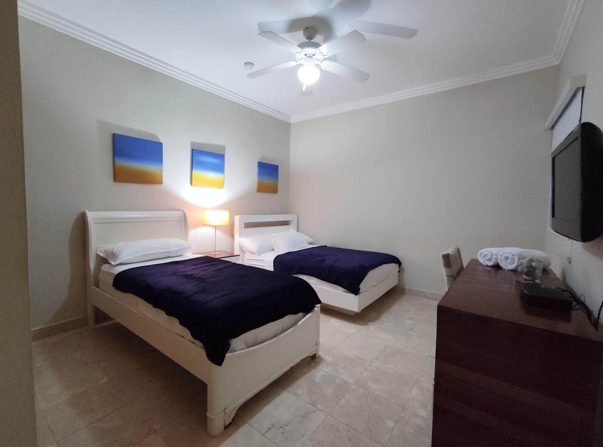 Beachfront - Private Access Apartment