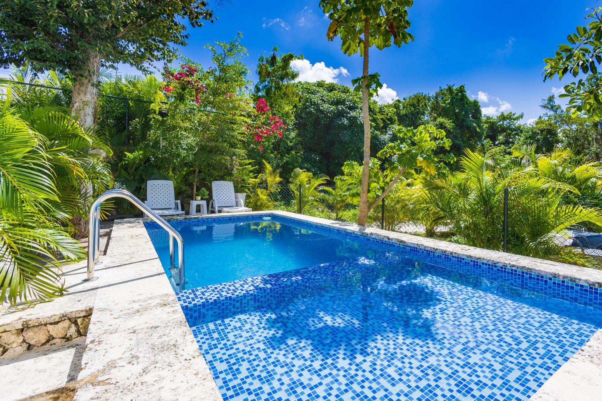 New Stylish 3br With Private Pool & Terrace Pousada