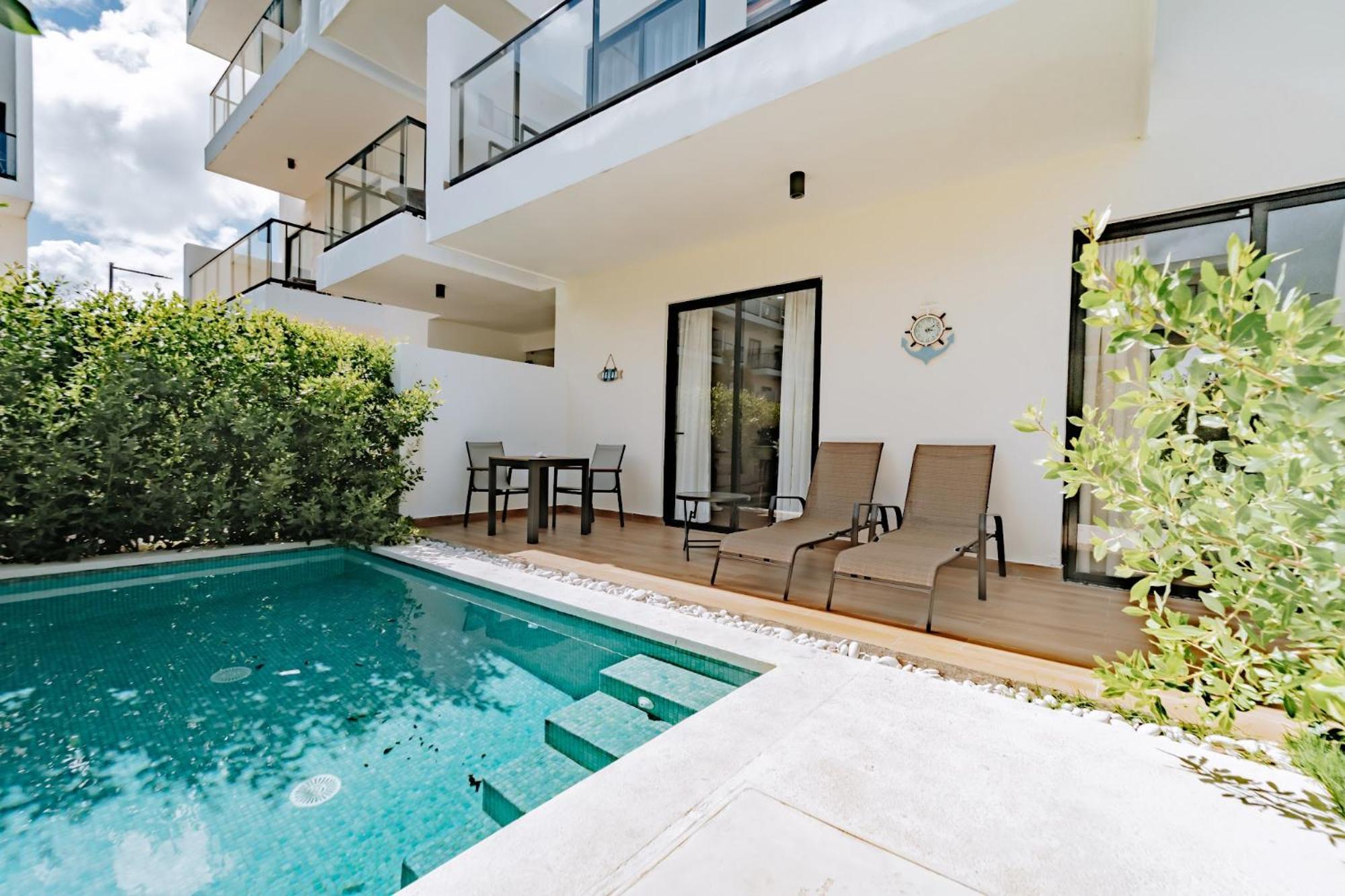 1br Private Pool & Sofa Bed, Downtown C-102