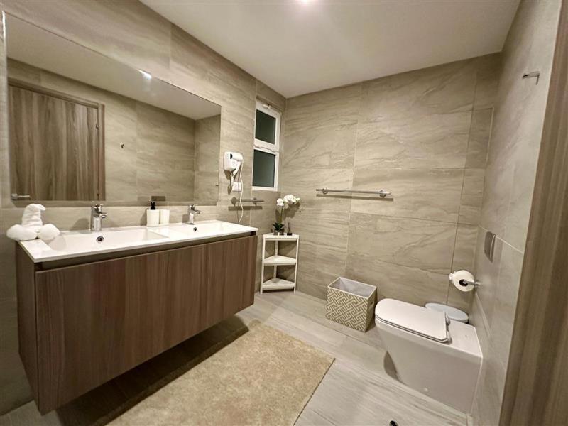 Adults Only Luxe Retreat Pool, & Golf At Coral Bay 2 Apartment *