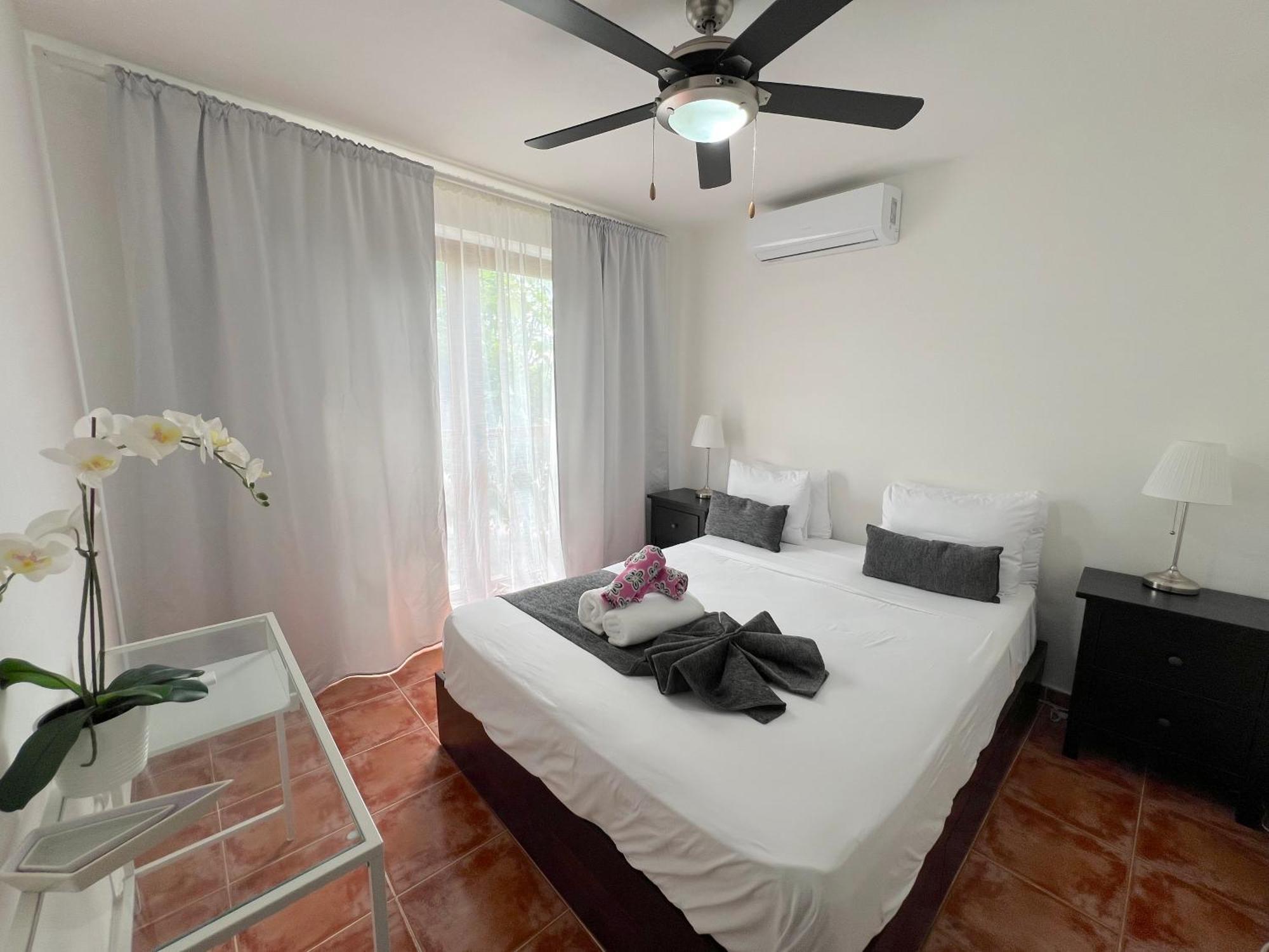 Aparthotel Caribbean Dream & Ocean View Playa Corales 5*
