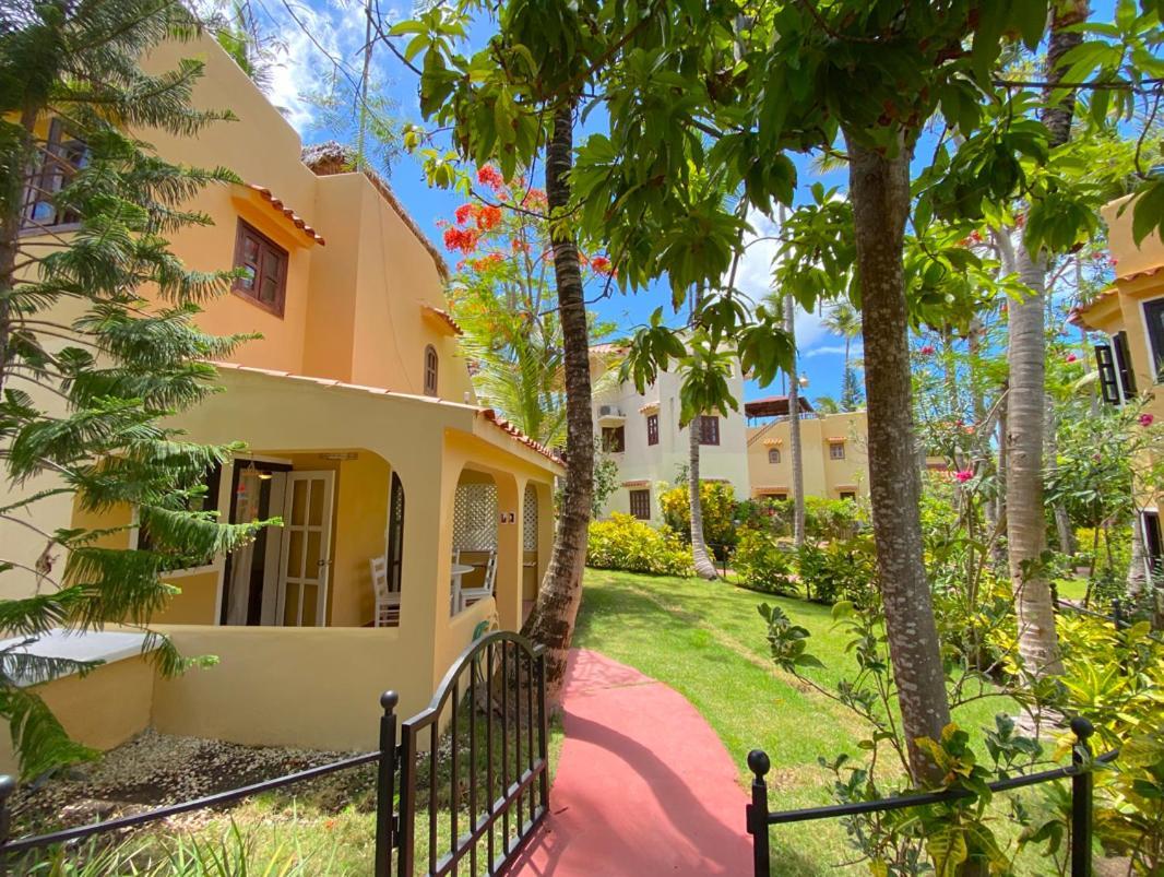 Aparthotel Caribbean Dream & Ocean View Playa Corales 5*