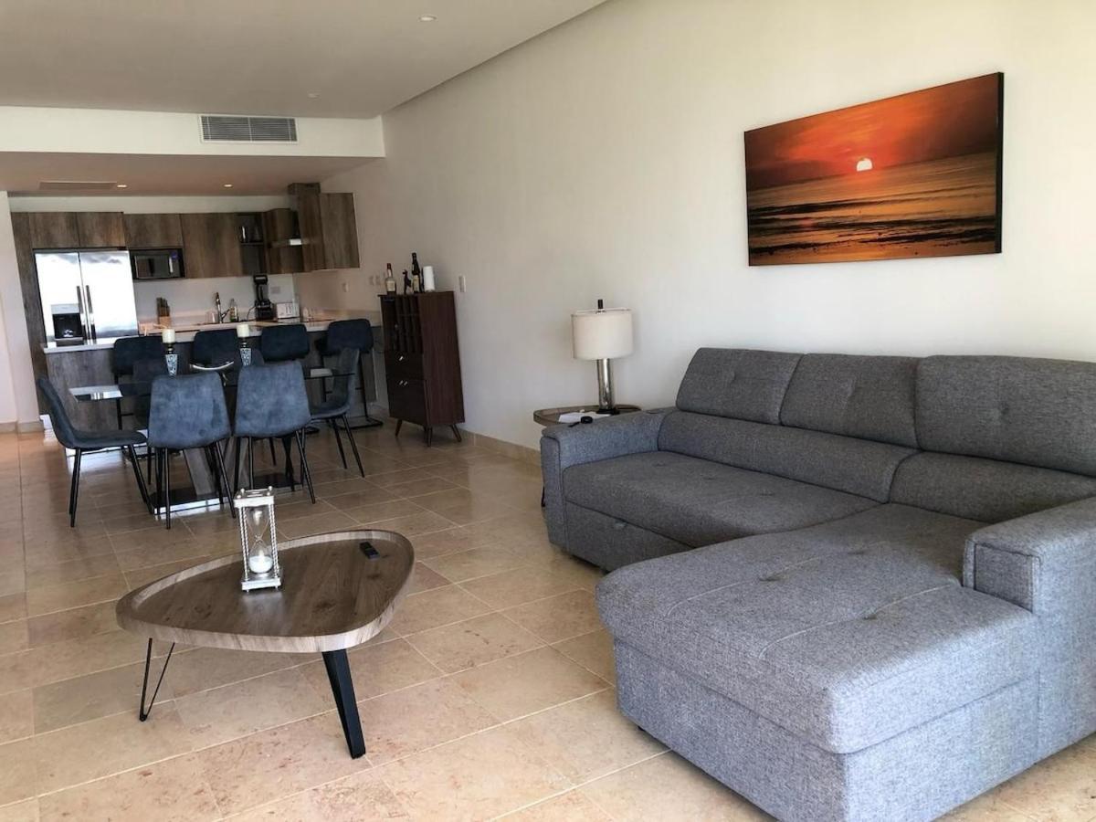 Large And Spacious 1 Bedroom Beachfront In Cap Cana, Apartment *