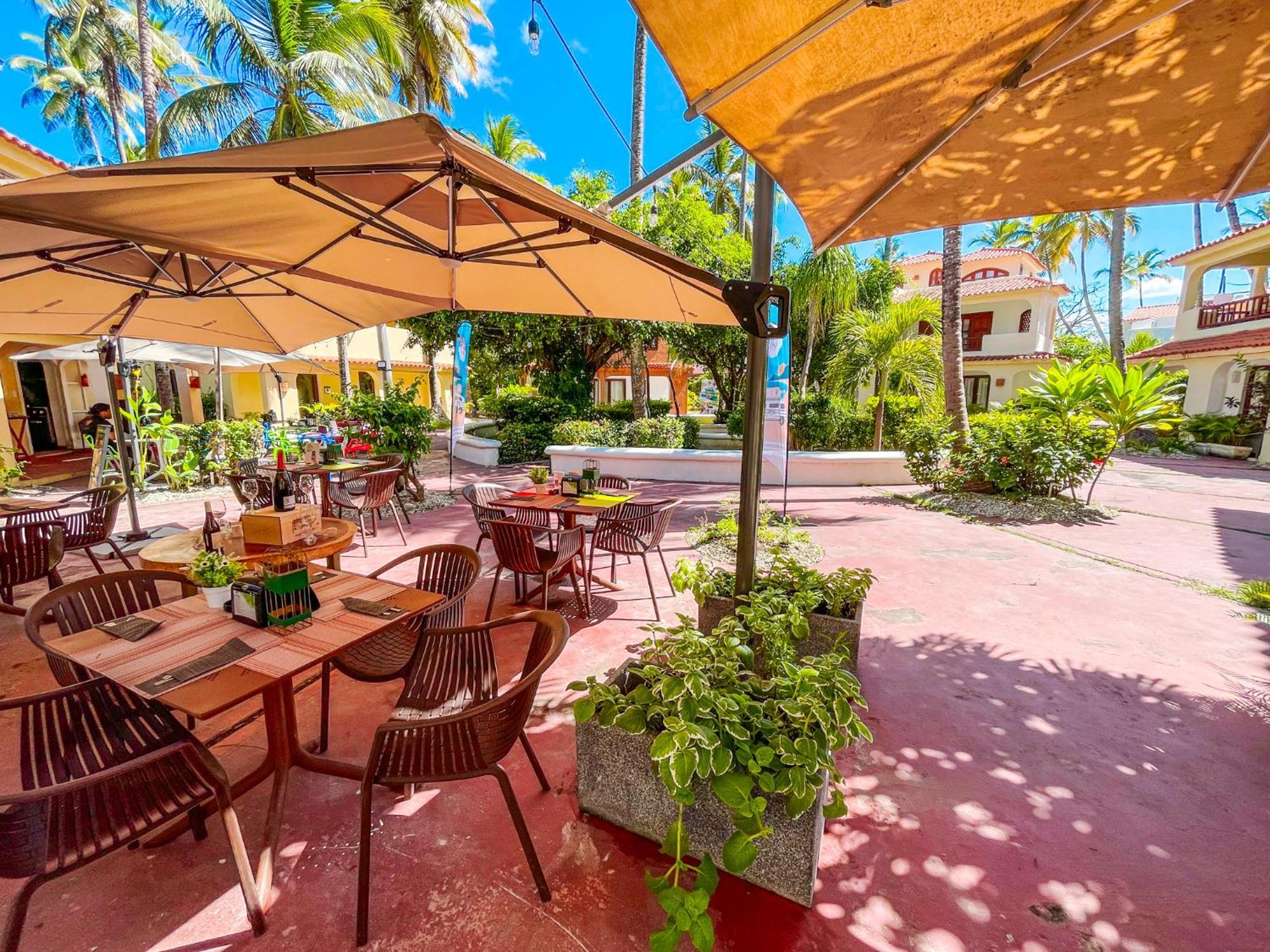 Tropical Fiesta Pool Near Bavaro Club & Hotel