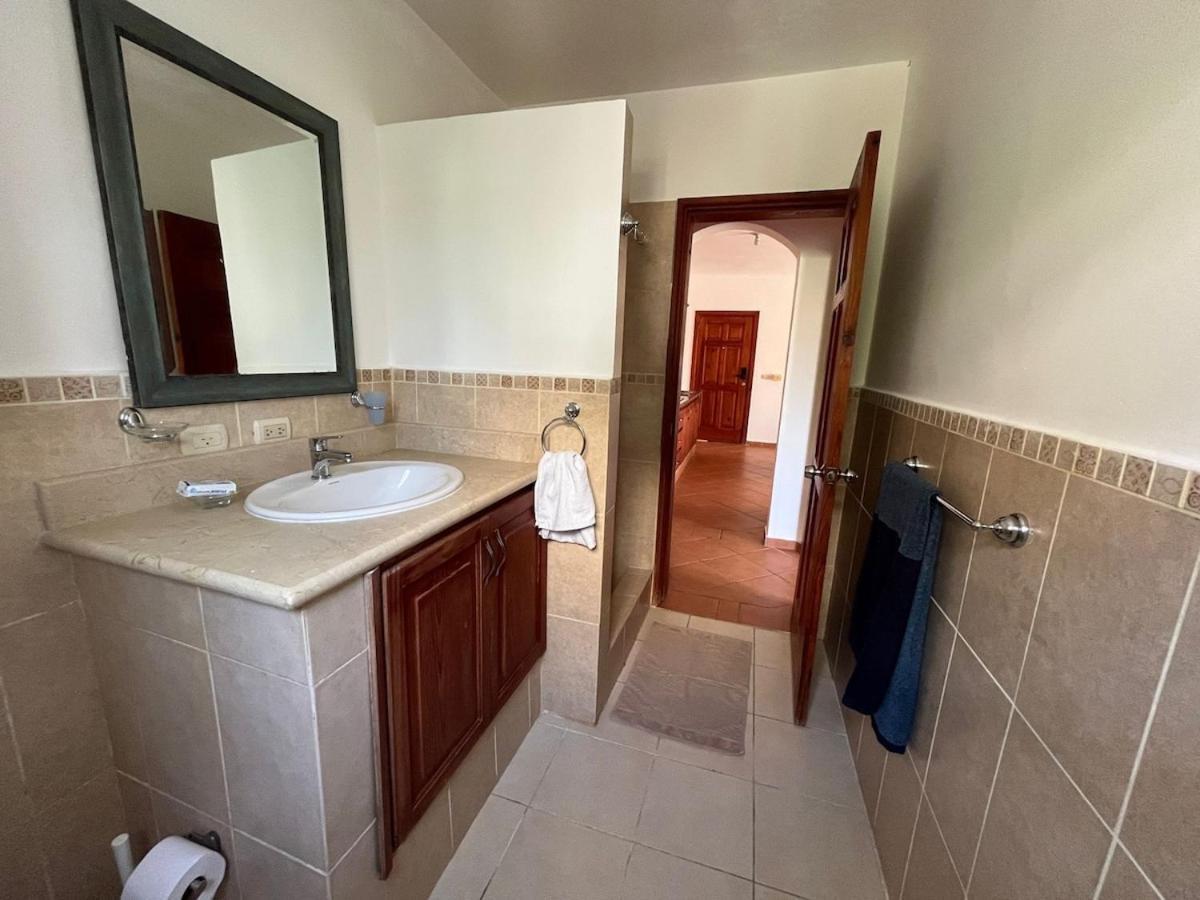 One-bedroom In Apartment *
