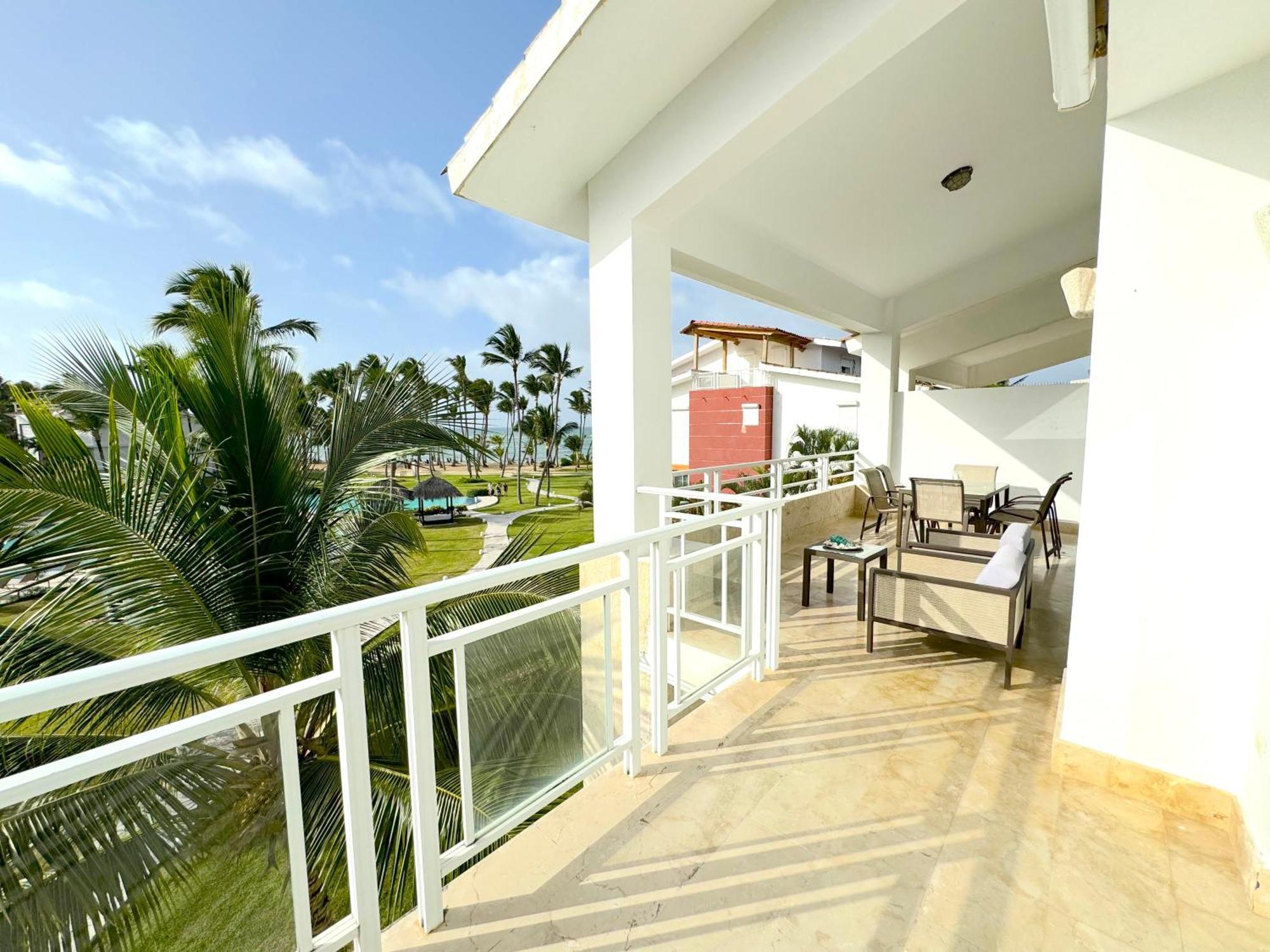 Apartment Front By Playa Palmera Punta Cana