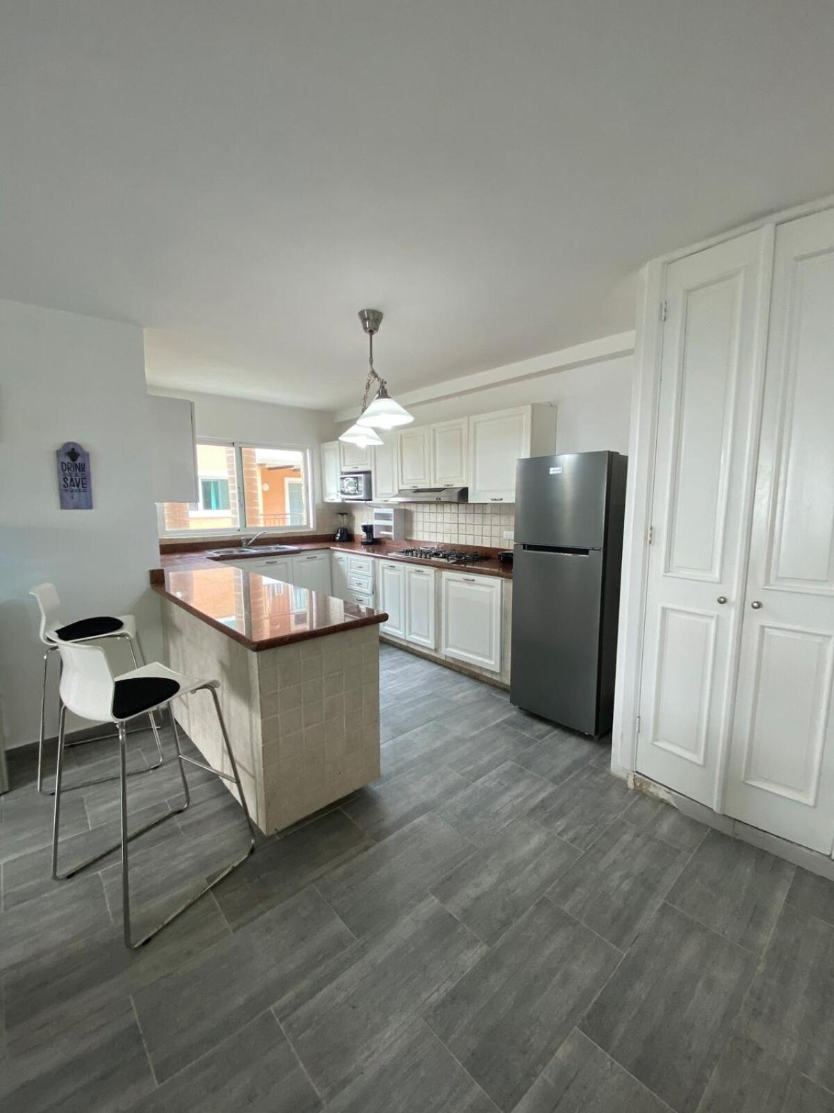 Apartment Tranquil 3 Bedroom - Pool & Private Access