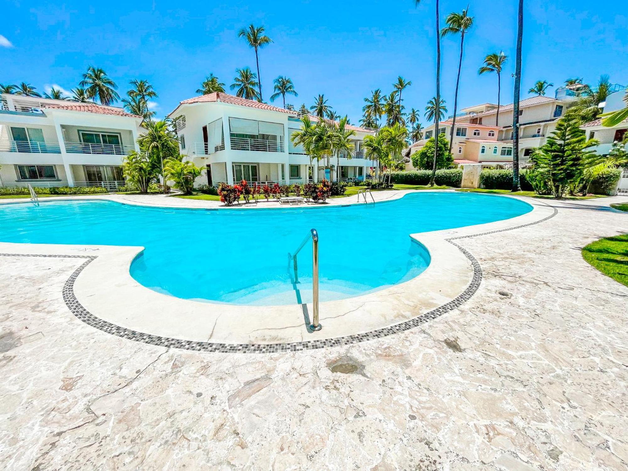 & Long Term Vacation Bavaro Club & 5*