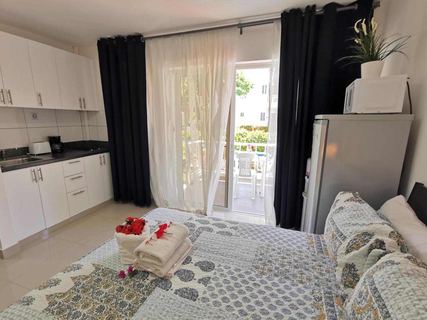 With Garden View And Pool Access *