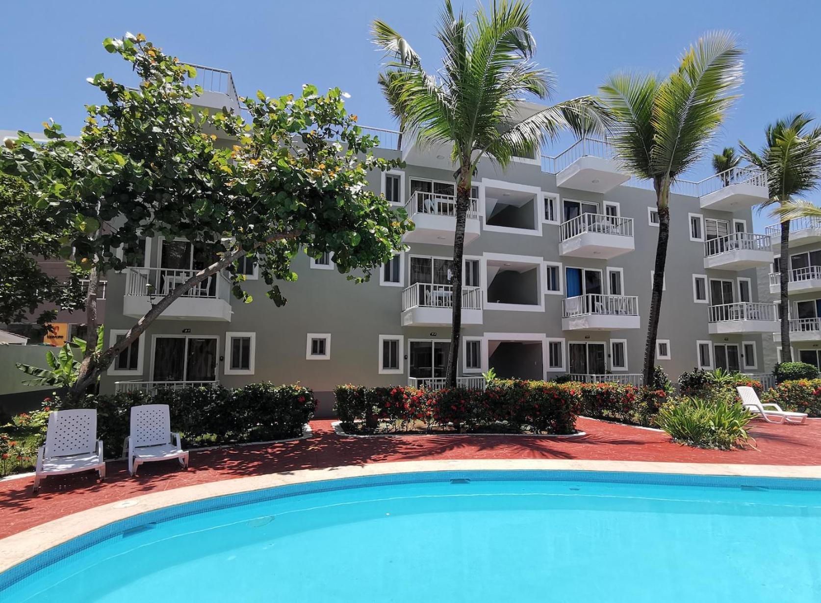 Aparthotel With Garden View And Pool Access Punta Cana