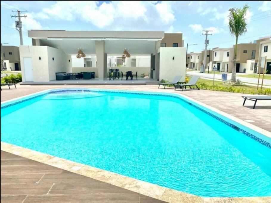Disfruta El Lujo & Descanso En 2 Hab. Apartment