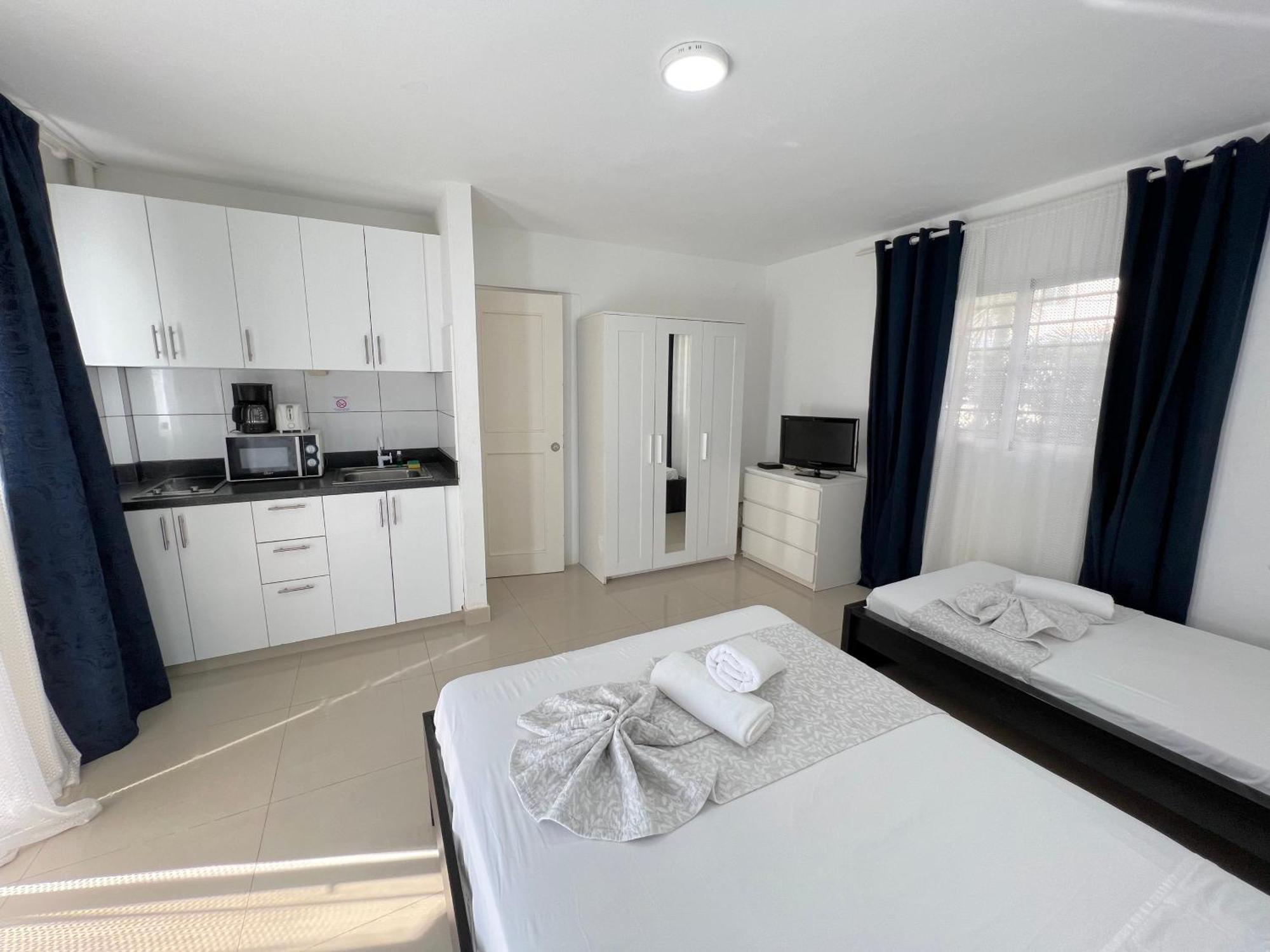 Aparthotel Olas De Sol Caribe Playa Corales 5*