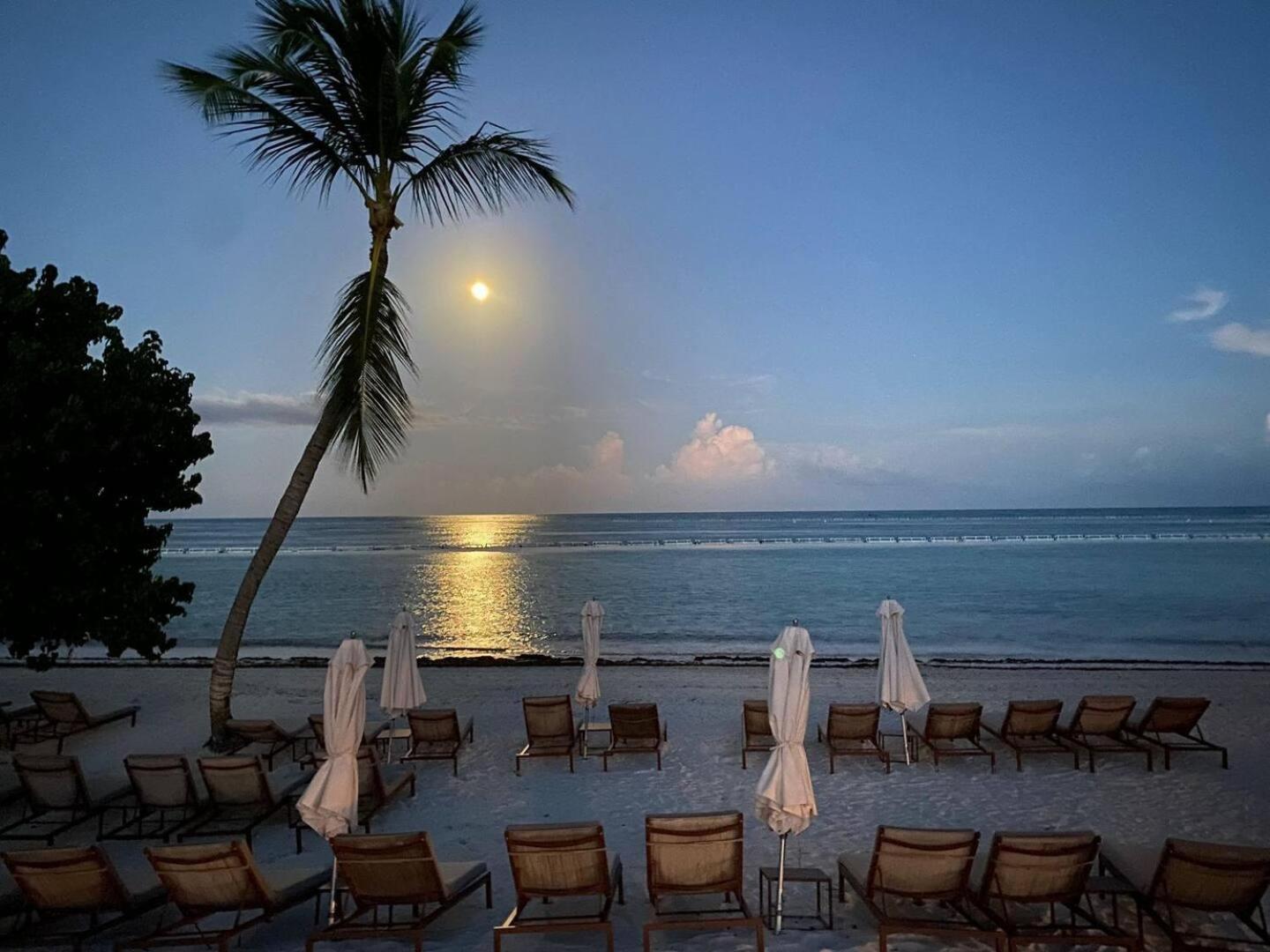 Waterfront Luxury In & Club Pousada