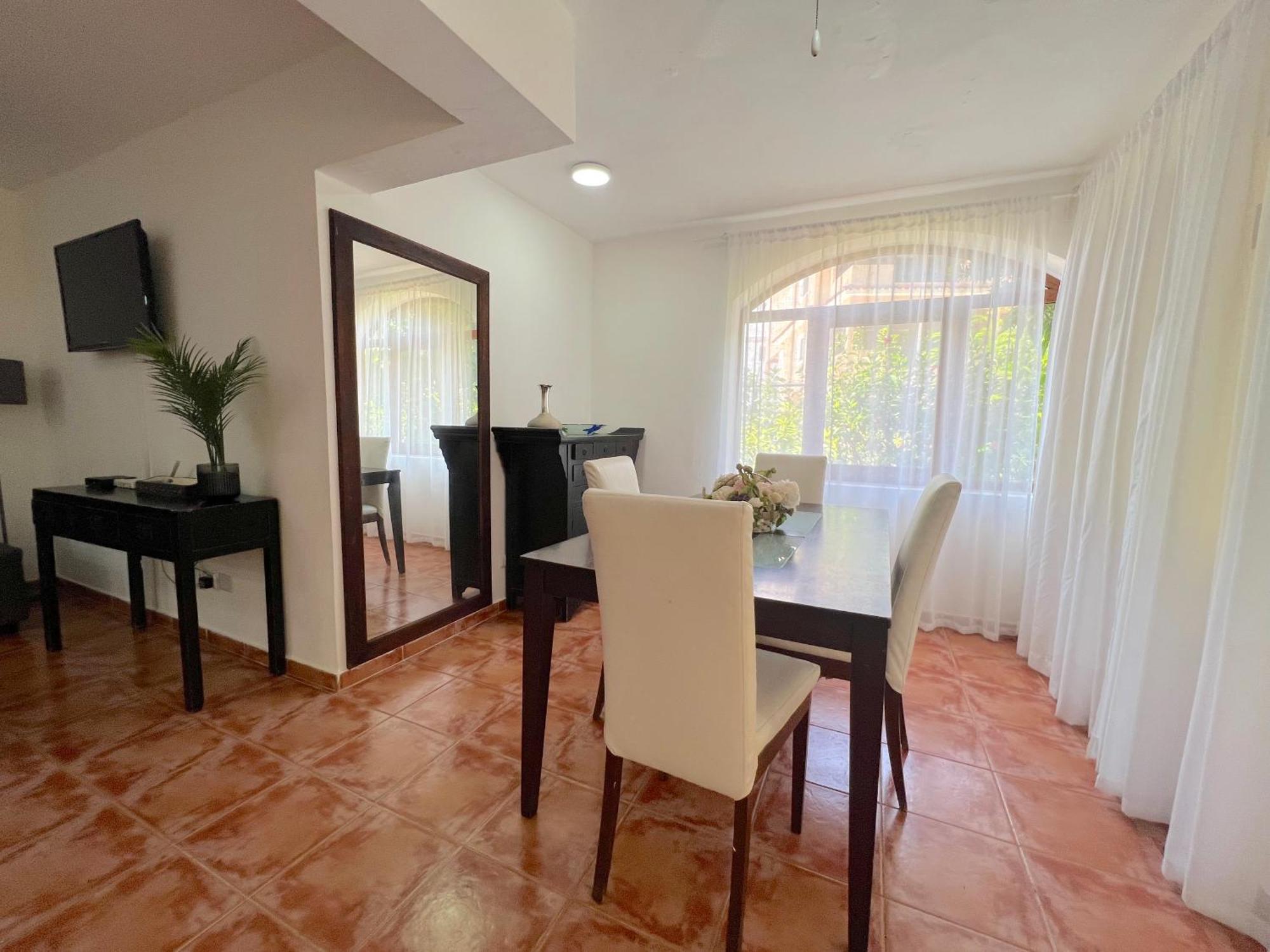 Caribbean Villas And Suites - Playa Los Corales - Wifi, Beach Club Apartahotel
