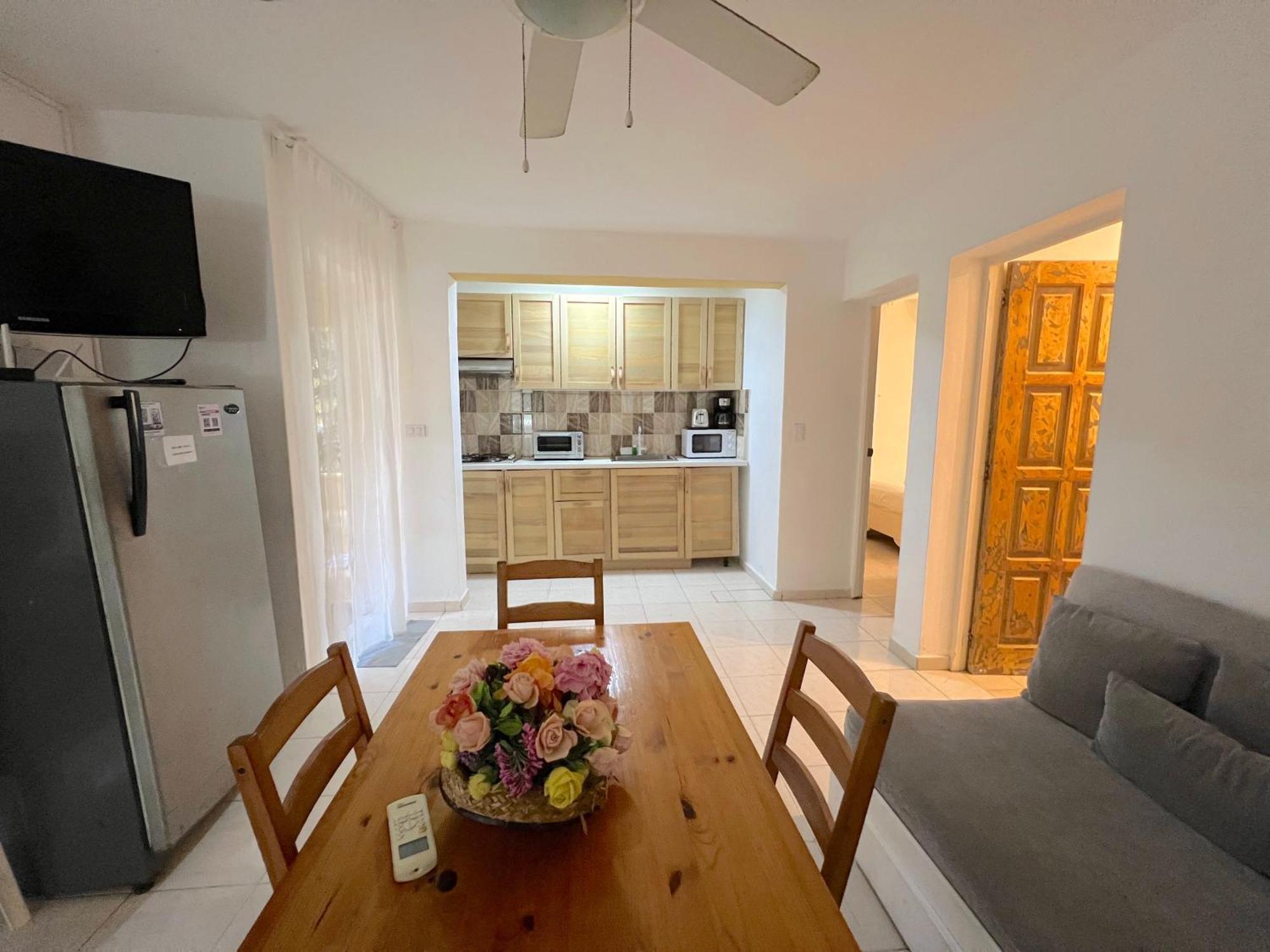 Caribbean Villas And Suites - Playa Los Corales - Wifi, Beach Club Apartahotel