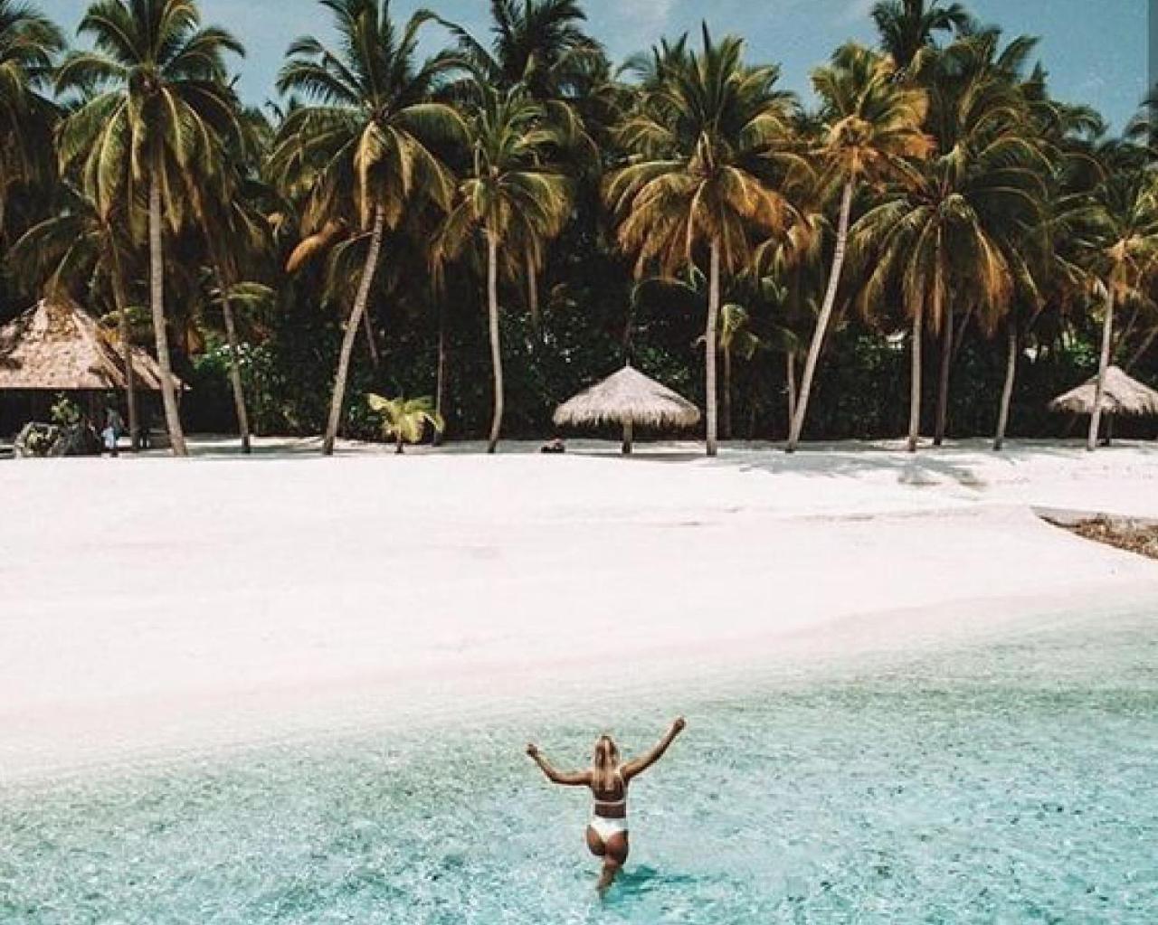 Hotel Grand Caribe Beach Club And 4*