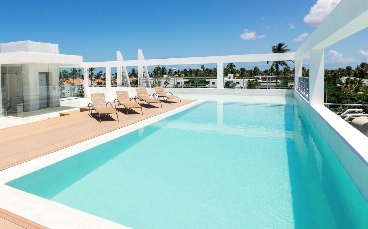 Grand Caribe Beach Club And