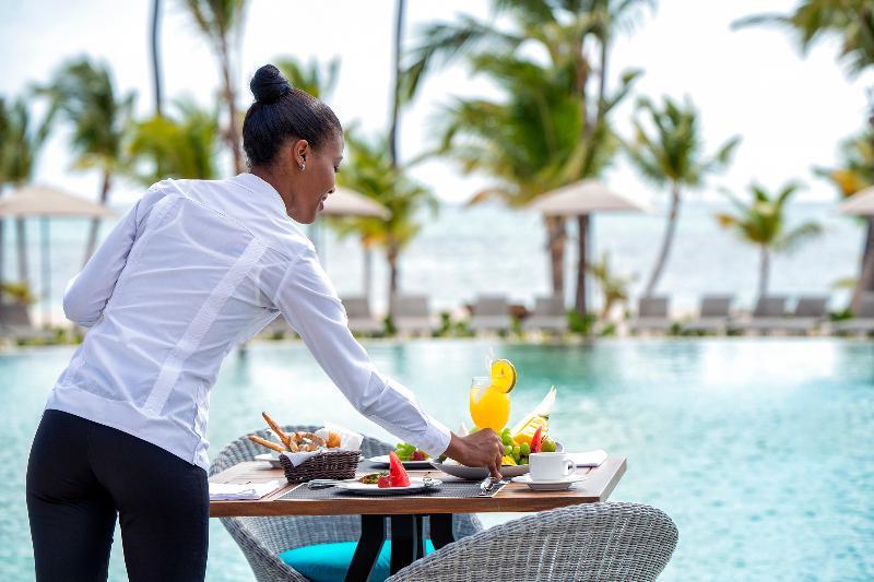 Unique Club At Lopesan Costa Bavaro Hotel