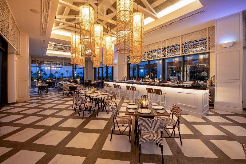 Unique Club At Lopesan Costa Bavaro Hotel