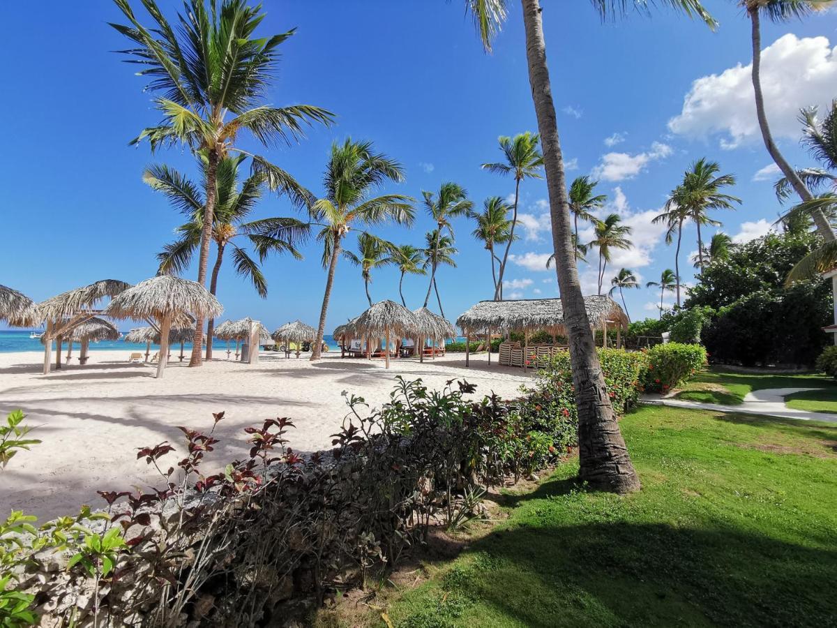 Hotel Ducassi Rooftop Pool & Beach Club 5*