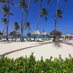 Caribbean Dream Studios Playa Los Corales - Pool Beach Club & Spa