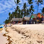 Chic Beachfront Apartment - Private Beach Access