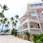 Aventura Village Los Corales Beach And Spa