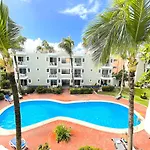 Deluxe Hotel Suites Studio Bavaro Wifi Parking Bbq Beach Club & Spa