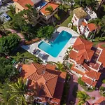 Los Corales Residenciales Sortosan Private Beach Club