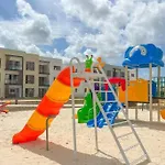 Costal Condo With Gym And Olympic Pool