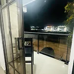 Yojanny Residences