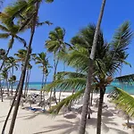 Coral Suites Rooftop Pool Beach&Spa