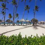 Coral Suites Rooftop Pool Beach&Spa