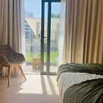 Apartamento 2º Piso Con Vista A Piscina