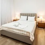 Luxury Apartment, Pool, Close To The Beach