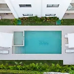 Luxurious 2Br 2Ba 3 Min From The Beach