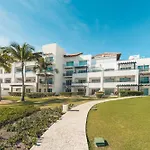 Apartment With 2Br And Ocean View In Punta Palmera