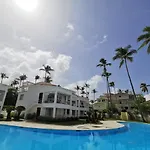 Beach Resort Caribbean White Sand & Ocean