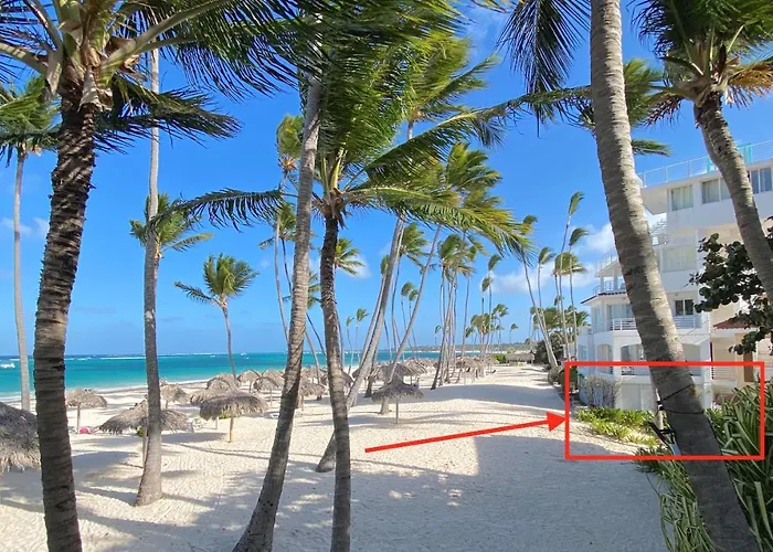 Deluxe Condo Beach Front Playa Los Corales