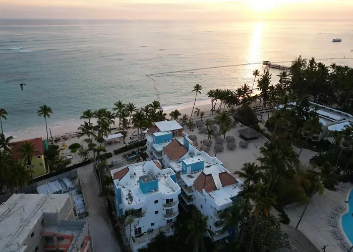 Suite Just Over The Beach-Adults Only
