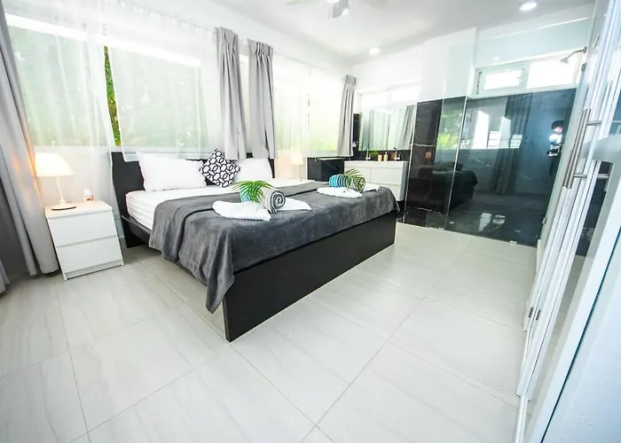 Los Corales Residenciales Sortosan Private Beach Club