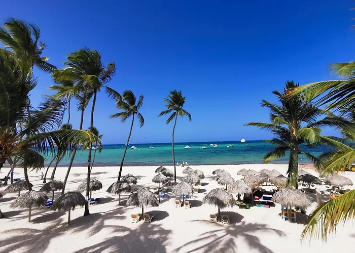 Coral Suites Rooftop Pool Beach&Spa