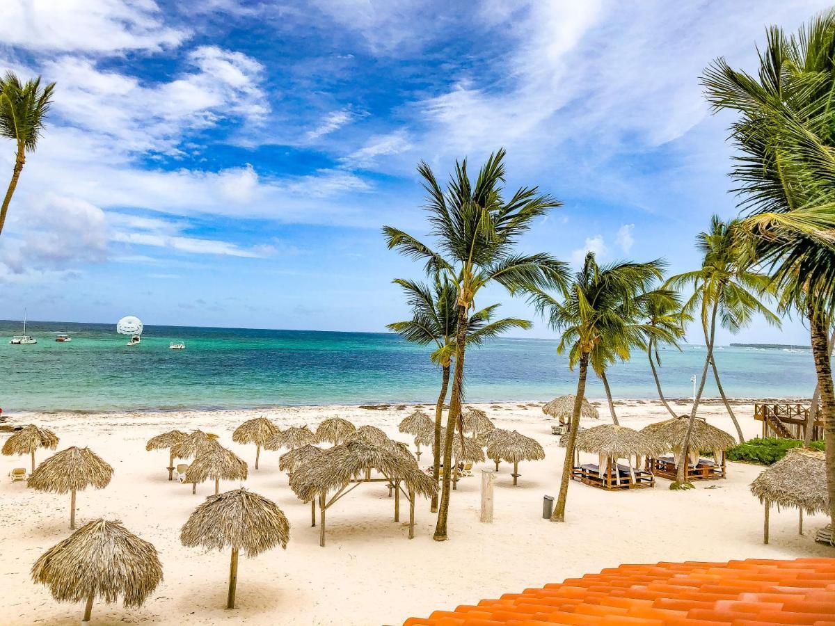 Tropical Villas Deluxe Beach & *